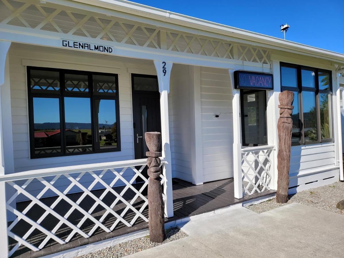 Glenalmond Country Motels Harihari Extérieur photo
