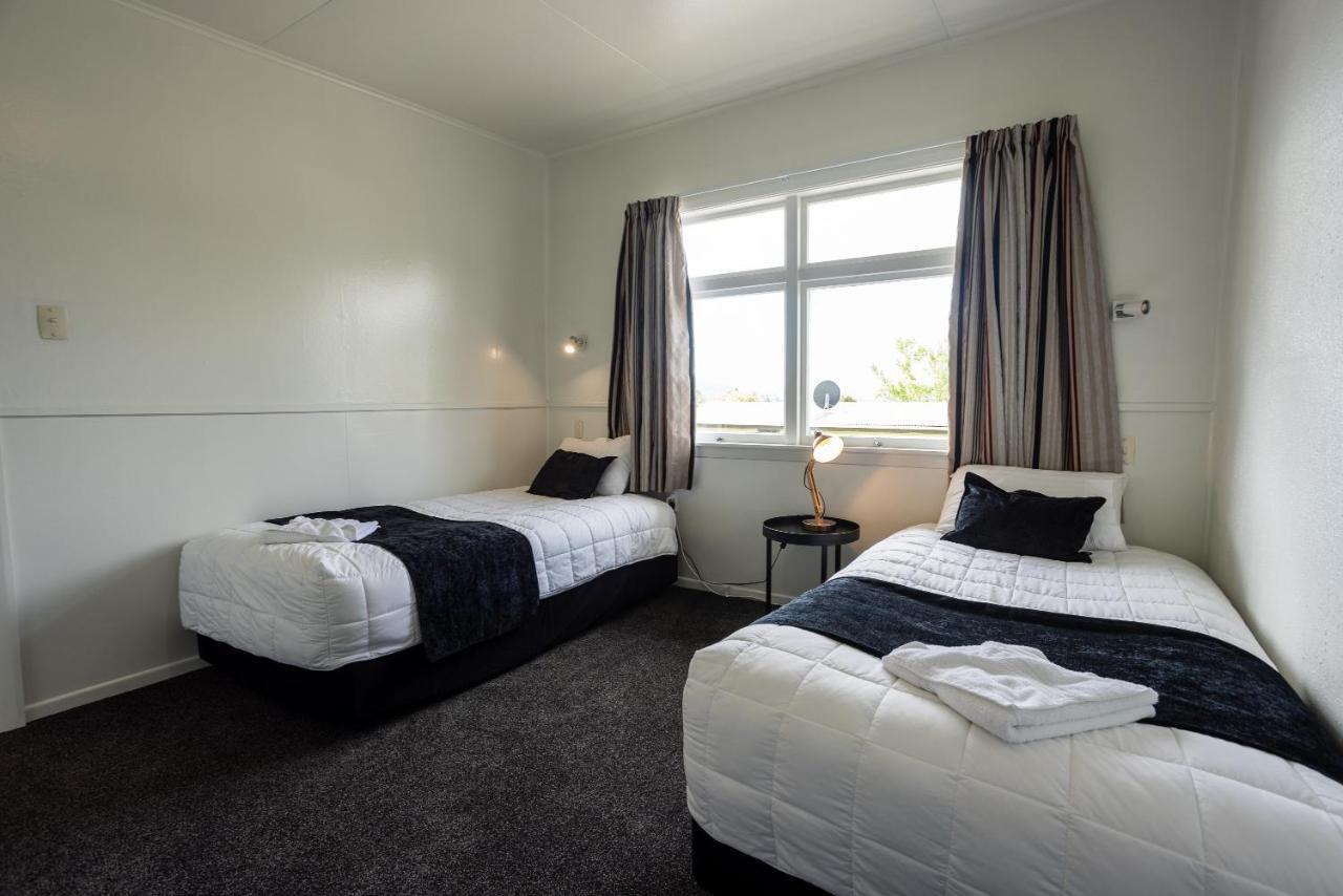 Glenalmond Country Motels Harihari Extérieur photo