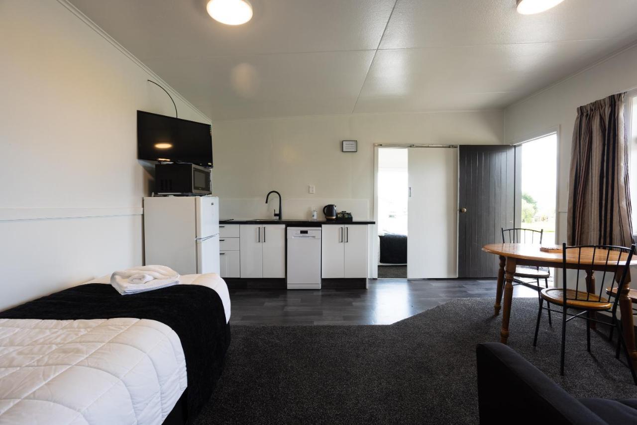 Glenalmond Country Motels Harihari Extérieur photo