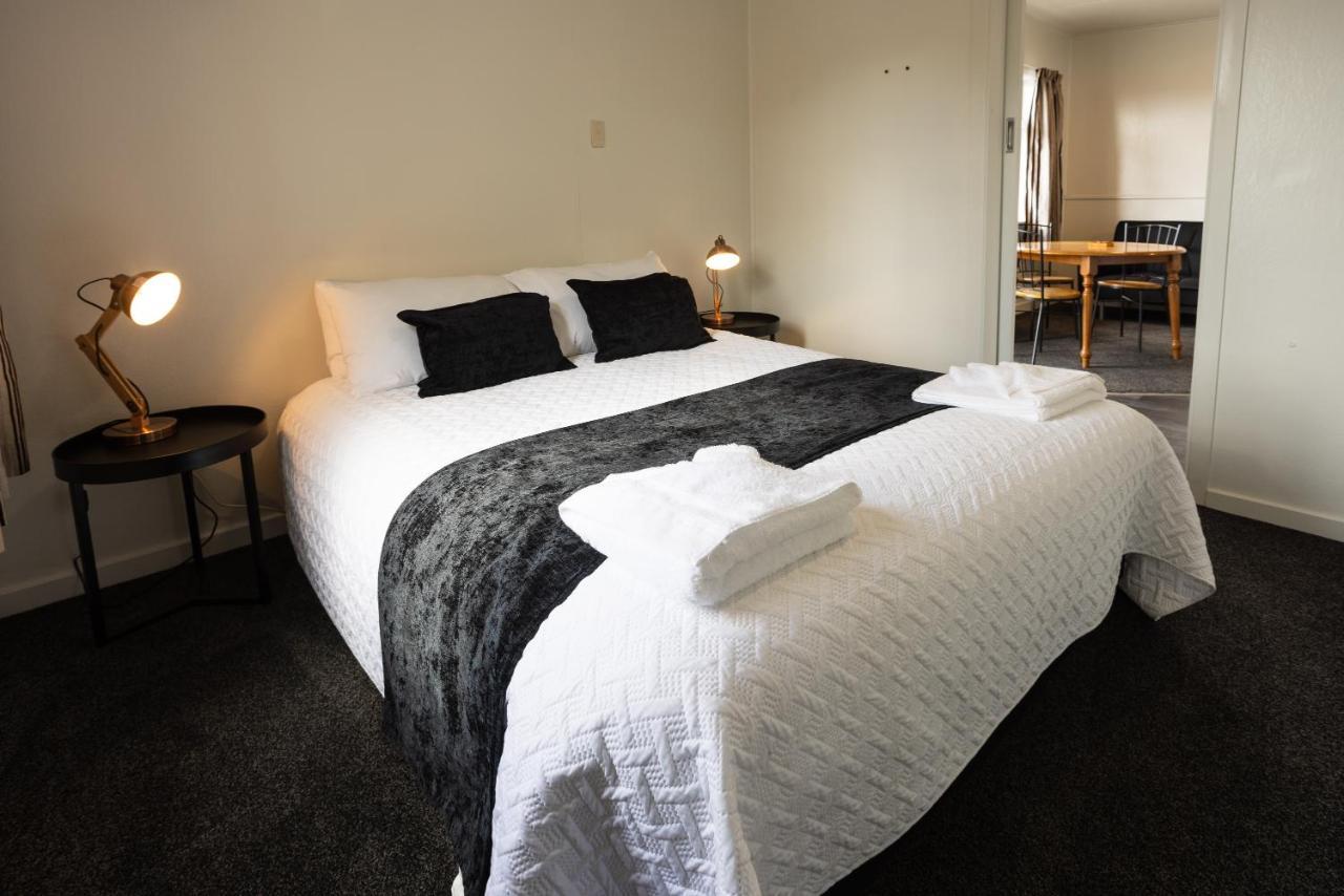 Glenalmond Country Motels Harihari Extérieur photo