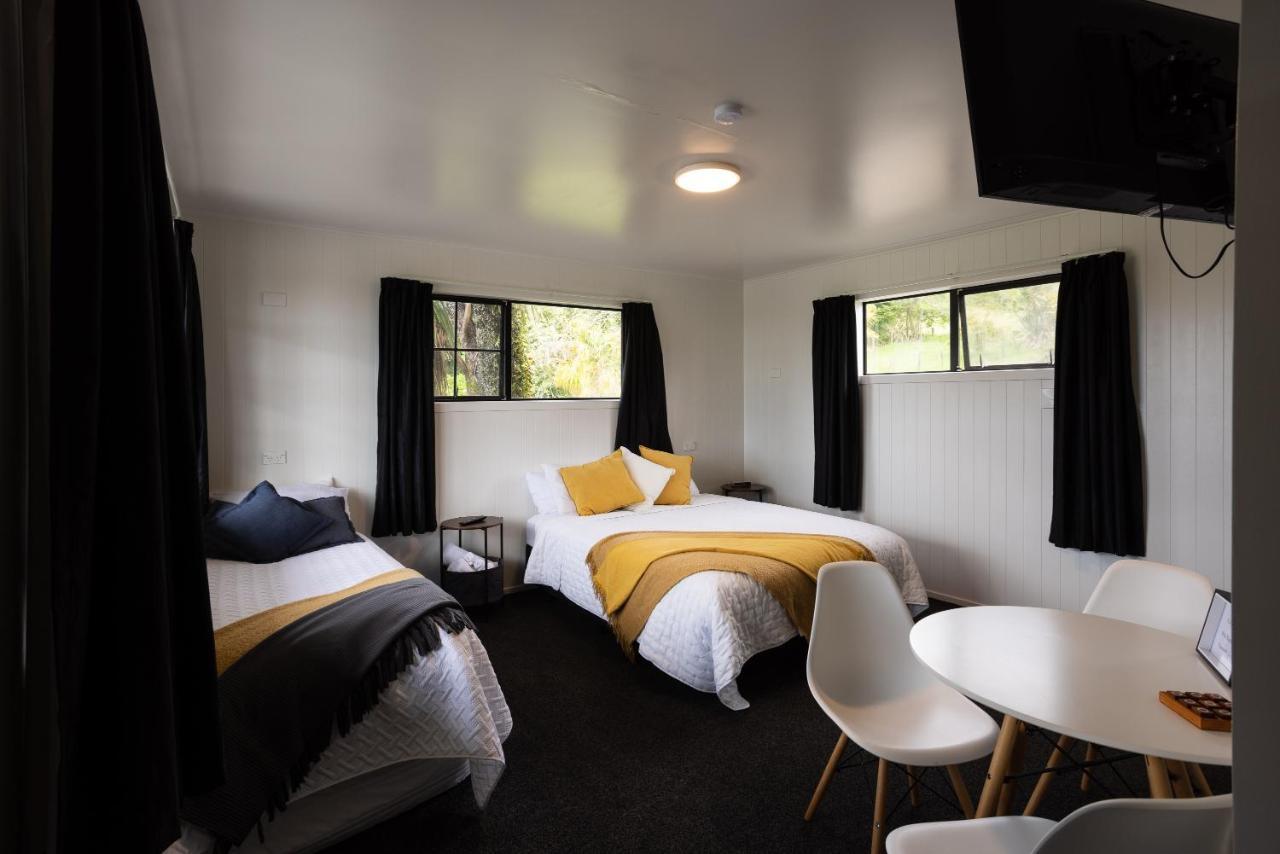 Glenalmond Country Motels Harihari Extérieur photo