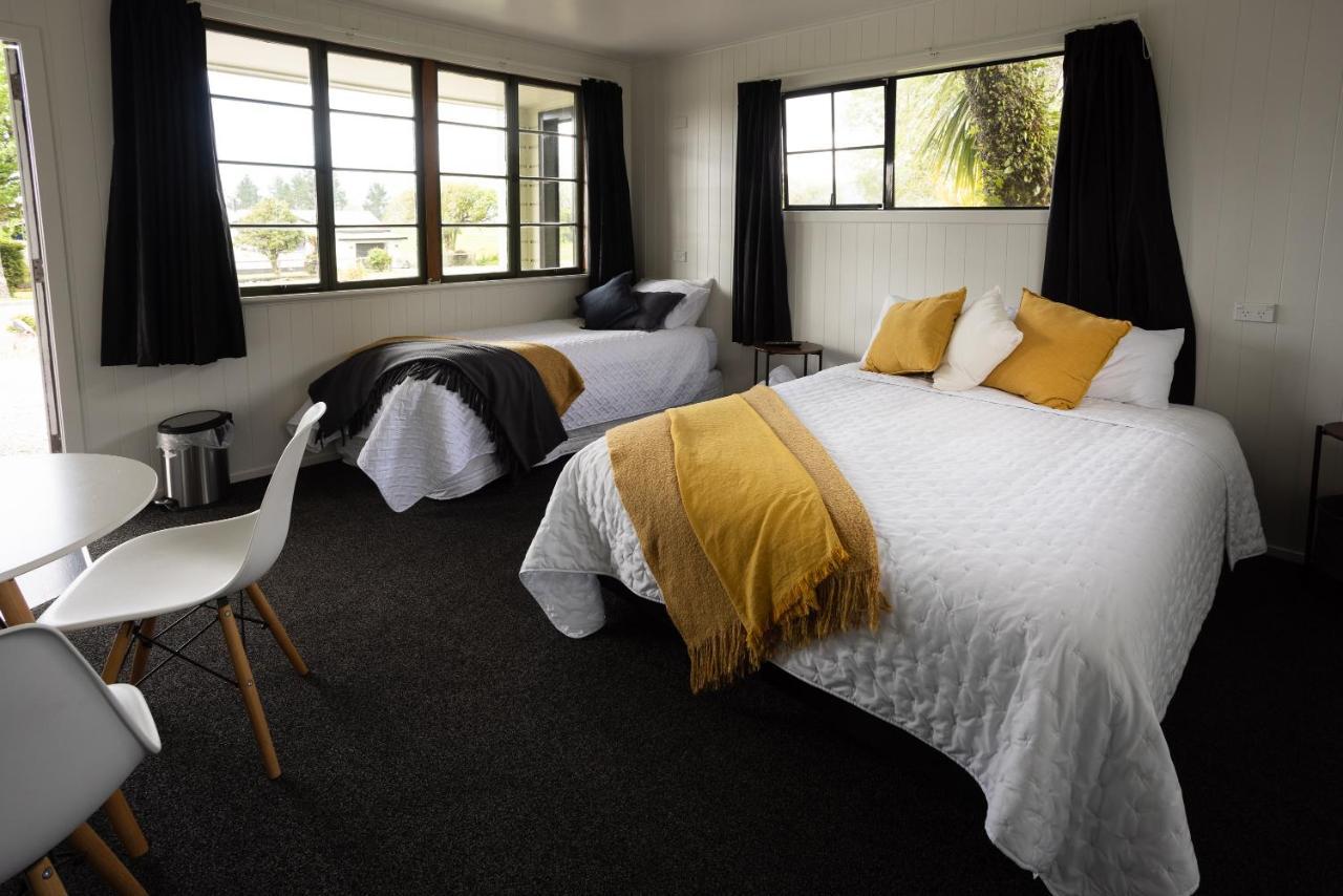 Glenalmond Country Motels Harihari Extérieur photo
