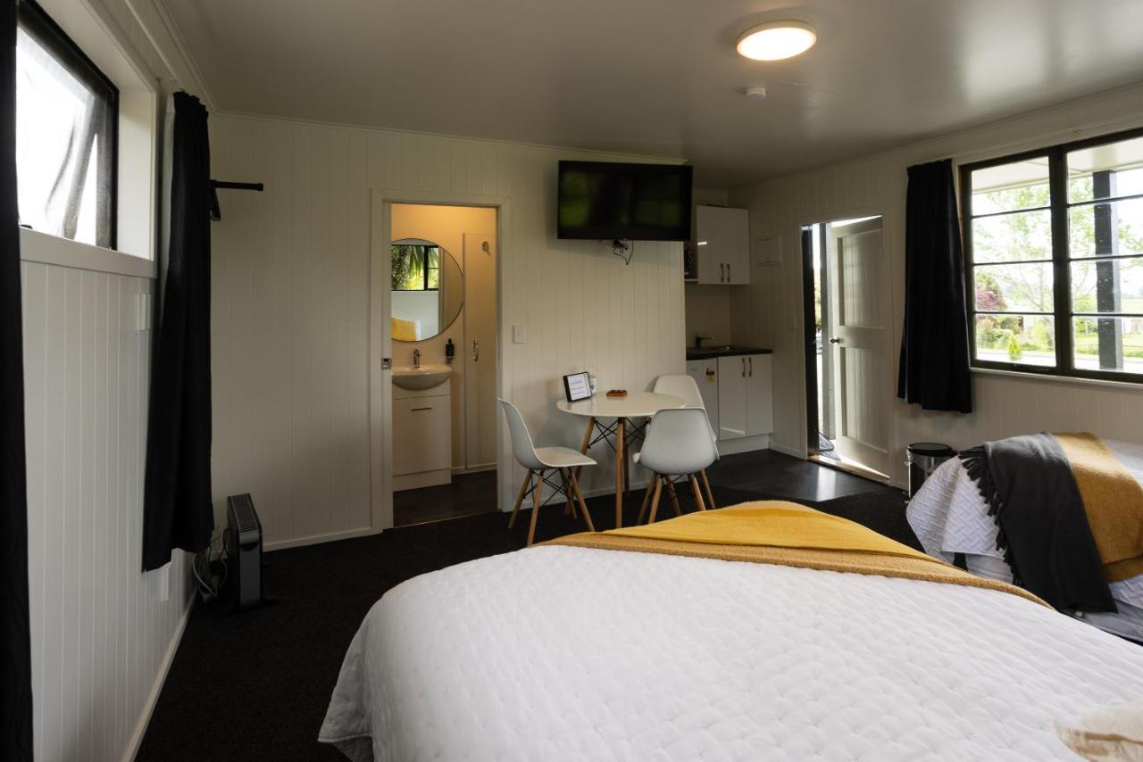 Glenalmond Country Motels Harihari Extérieur photo