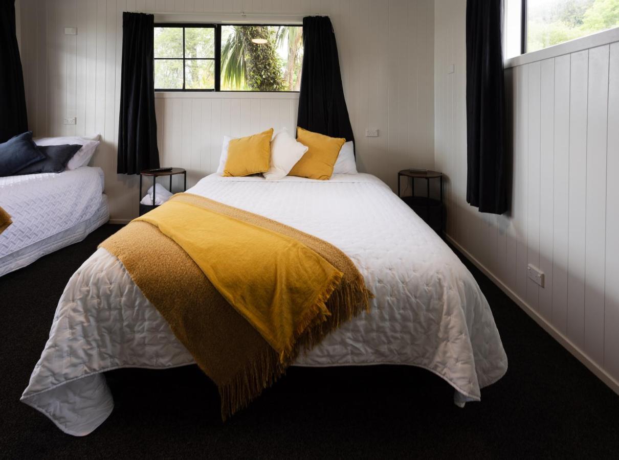 Glenalmond Country Motels Harihari Extérieur photo